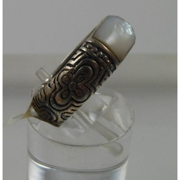 Unique Vintage Sterling Silver MOP Mother of Pearl Shell Ring Oxidized Size 6 - Picture 9 of 10